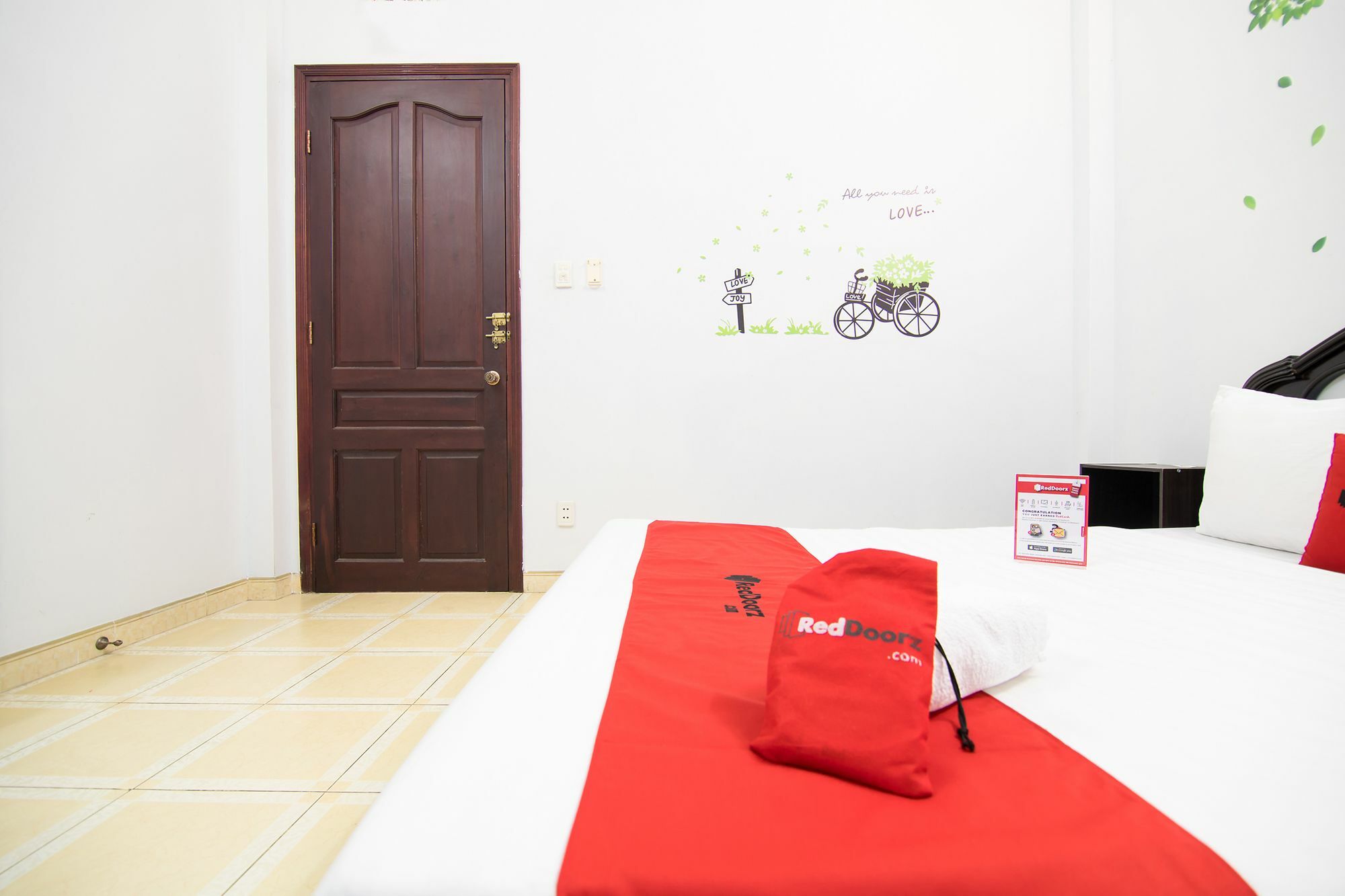 Reddoorz Near Pico Plaza Cong Hoa Hotel Хошимин Екстериор снимка