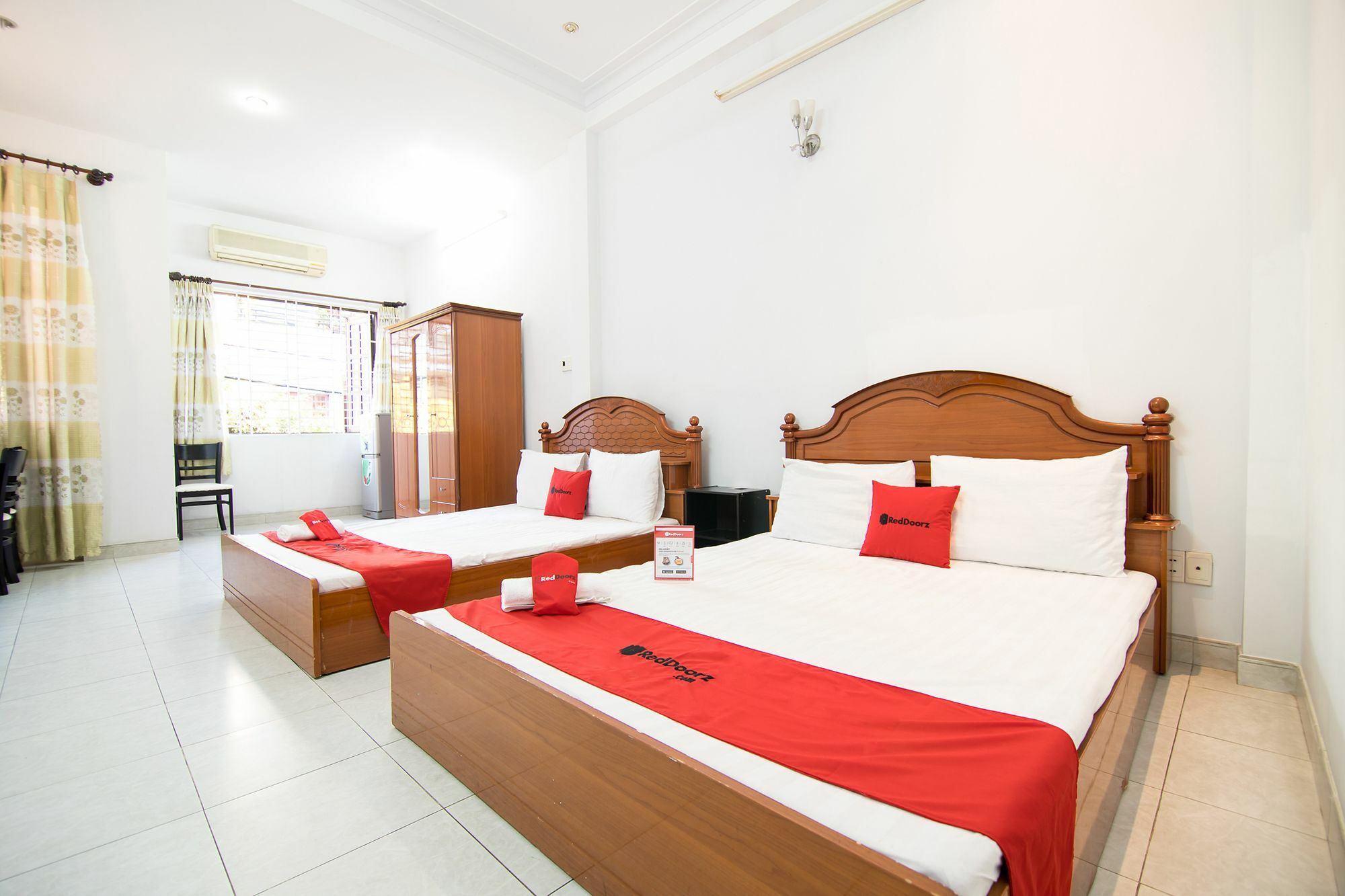 Reddoorz Near Pico Plaza Cong Hoa Hotel Хошимин Екстериор снимка