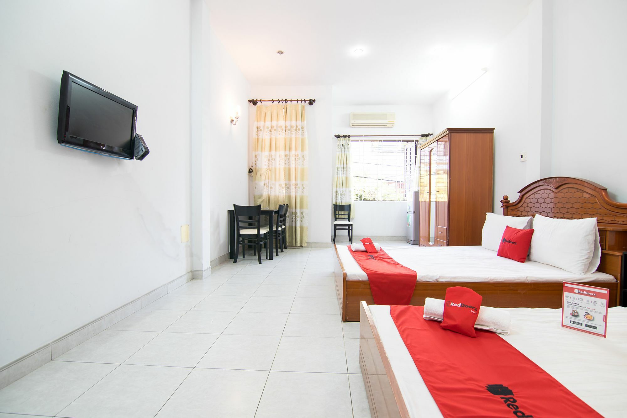 Reddoorz Near Pico Plaza Cong Hoa Hotel Хошимин Екстериор снимка