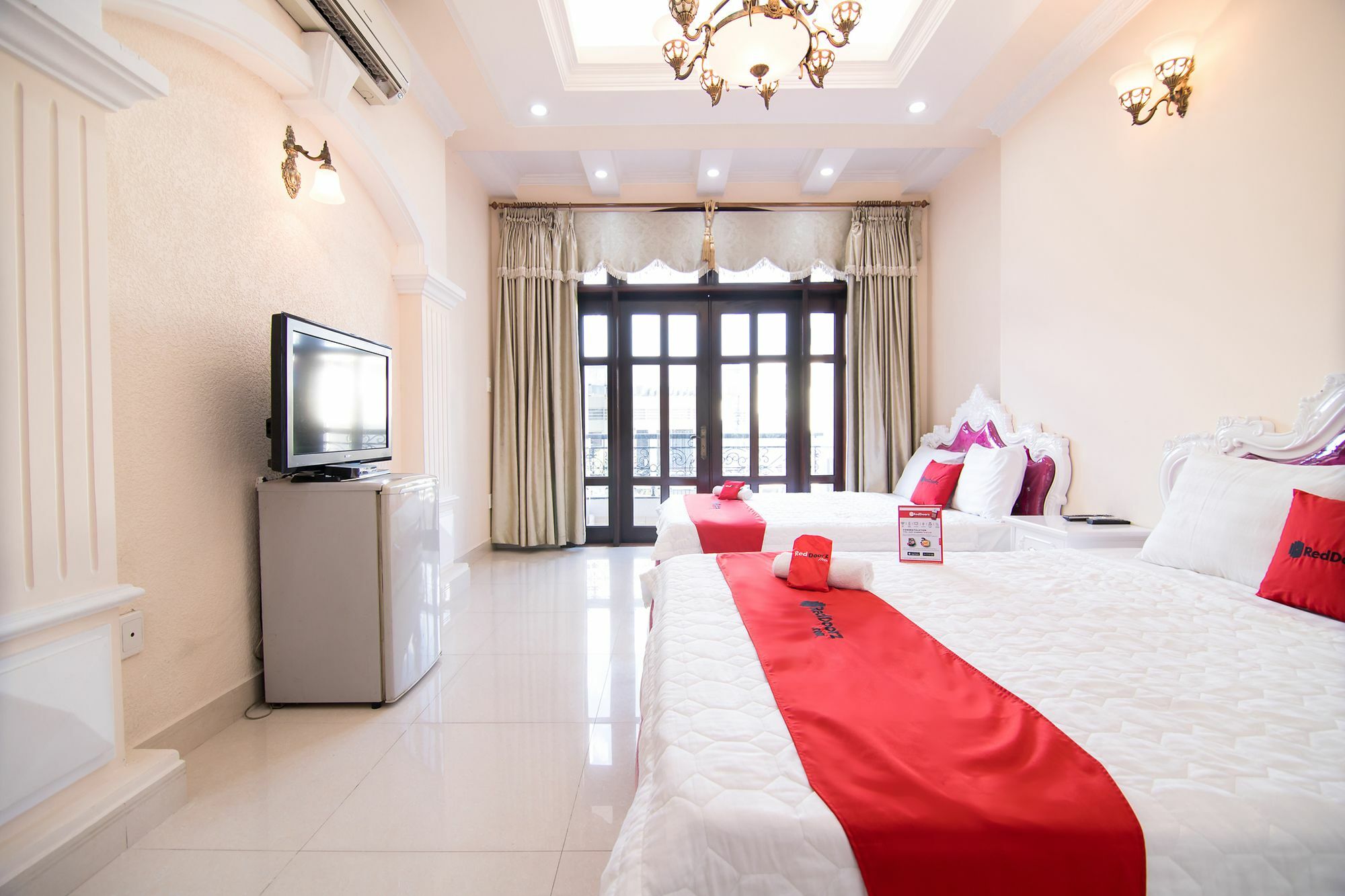 Reddoorz Near Pico Plaza Cong Hoa Hotel Хошимин Екстериор снимка